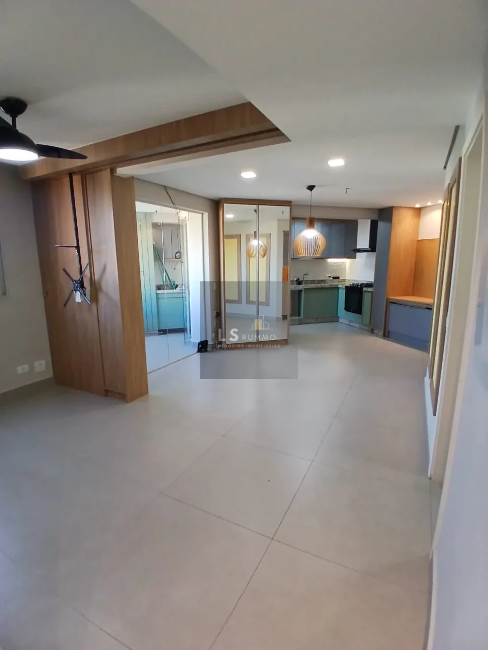 APARTAMENTO BRISAS DO LAGO