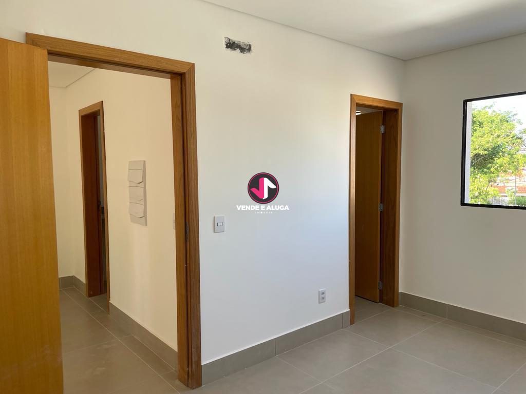 Imagens do imóveis Casa Sobrado 120m² 3 quartos à venda quintal, vaga de garagem Jardim Tropical REF: EXC-25406