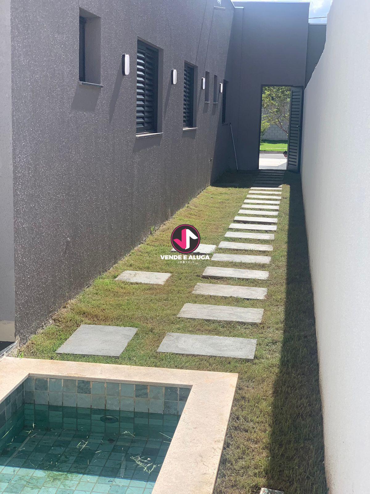Imagens do imóveis Casa de 160m² no Condomínio Belvedere 2, com piscina e área gourmet, 3 suítes, REF: 72931