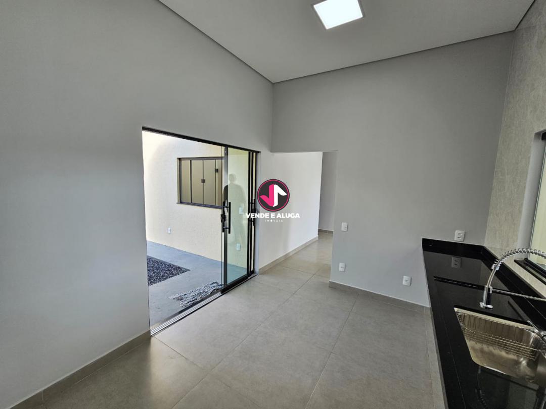 Imagens do imóveis Casa nova em Cuiabá - Recanto dos Pássaros, pronta para morar, com forro de gesso e piso porcelanato REF: EXC-0289