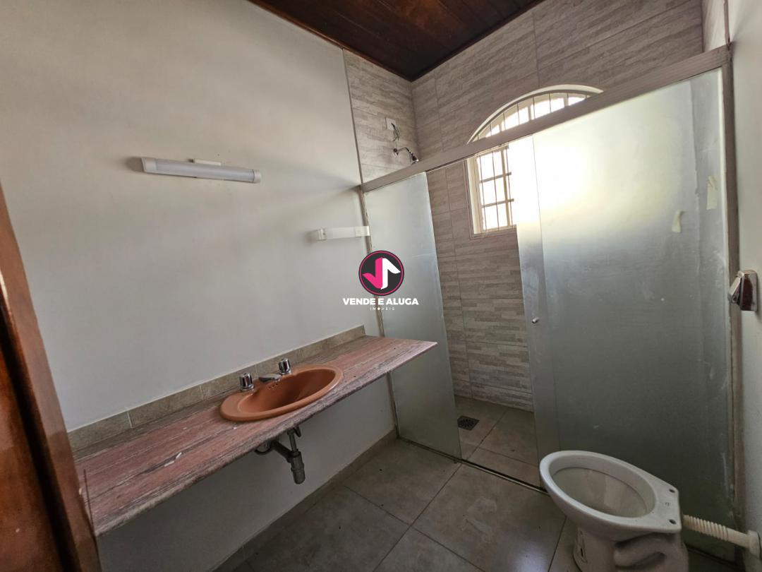 Imagens do imóveis Casa Comercial em Duque de Caxias, Cuiabá - Venda - 368m² - Churrasqueira, Piscina, Garagem - Aceita animais REF: EXC-1536