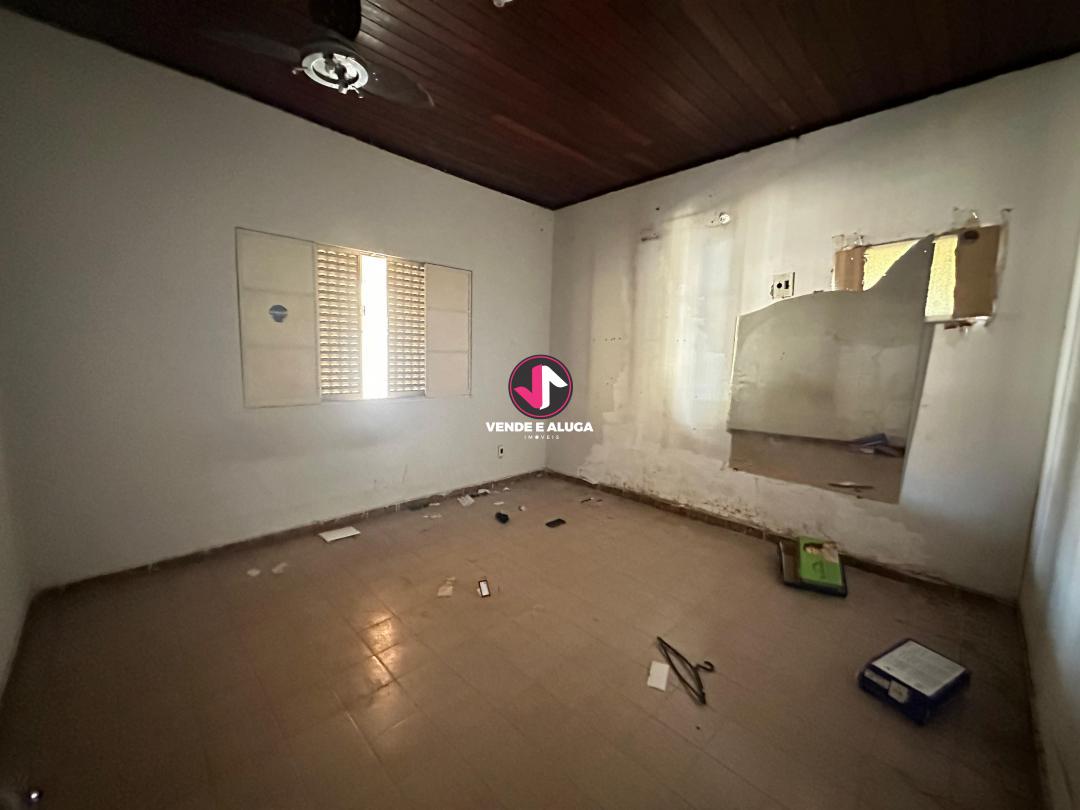 Imagens do imóveis Casa à venda em frente ao Hospital Metropolitano Cristo Rei, Várzea Grande - 250m²  REF: EXC-7412