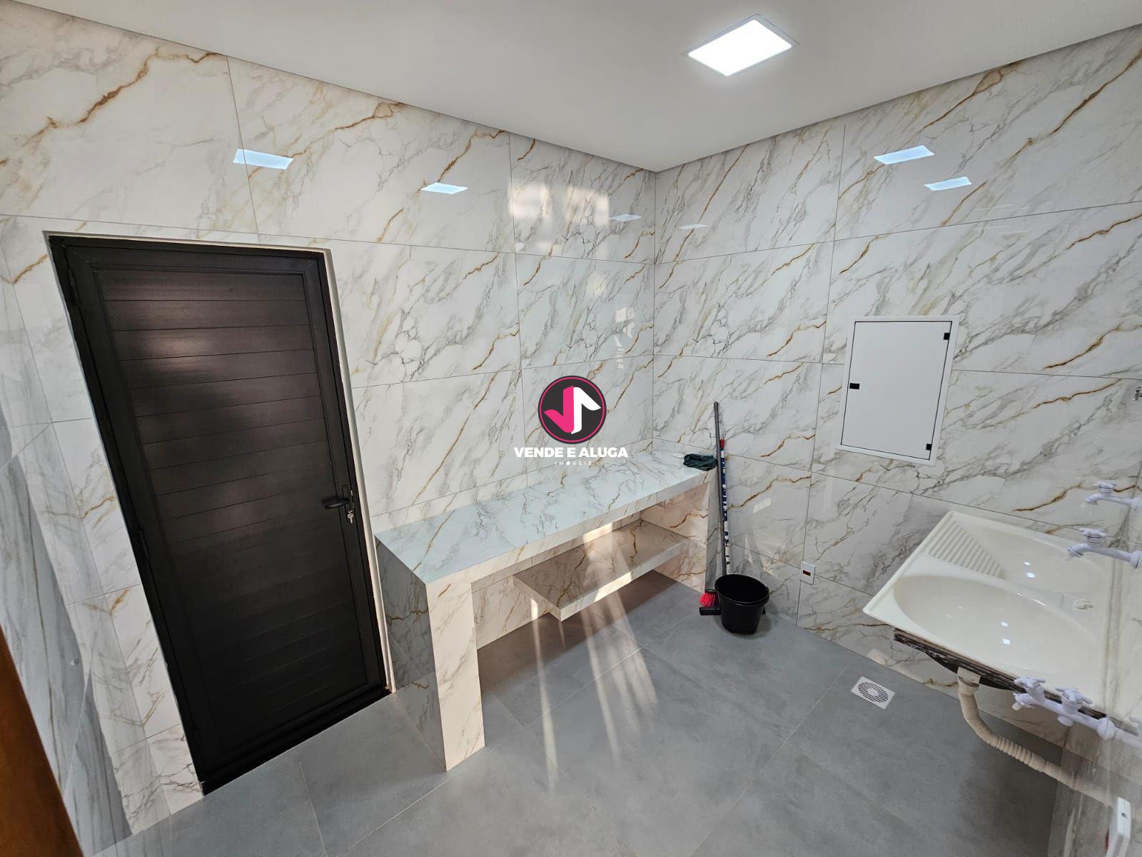 Imagens do imóveis Casa de Condomínio com 3 Suítes à Venda no Verana Várzea Grande REF: EXC-01