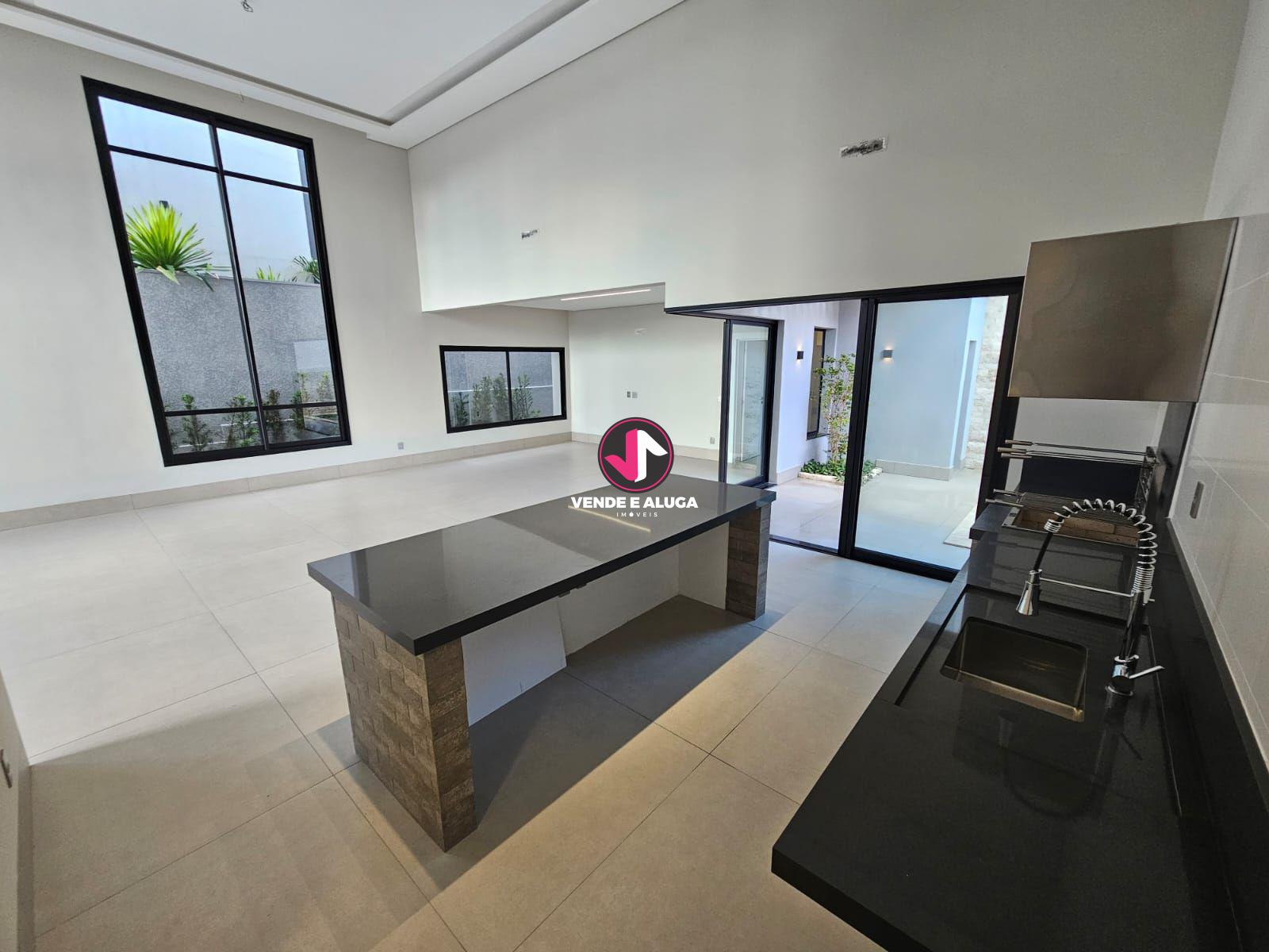 Imagens do imóveis Venda Incrível em Cuiabá: Casa Neoclássica no Condomínio Villa Jardim Bairro Parque Amperco REF: EXC-12553