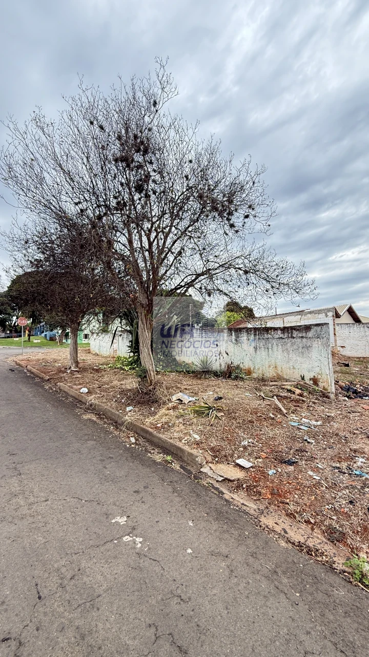 Imagens do imóveis Terreno de esquina