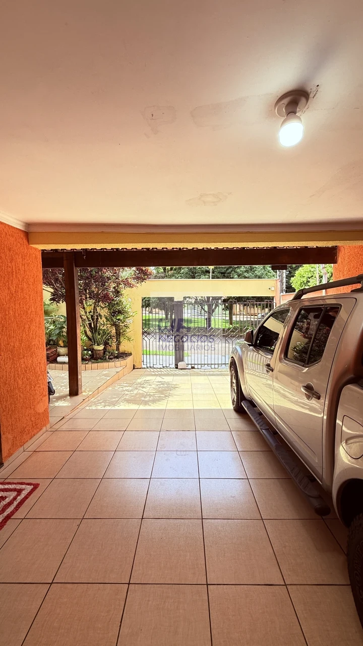Imagens do imóveis Casa a venda região Leste de Londrina