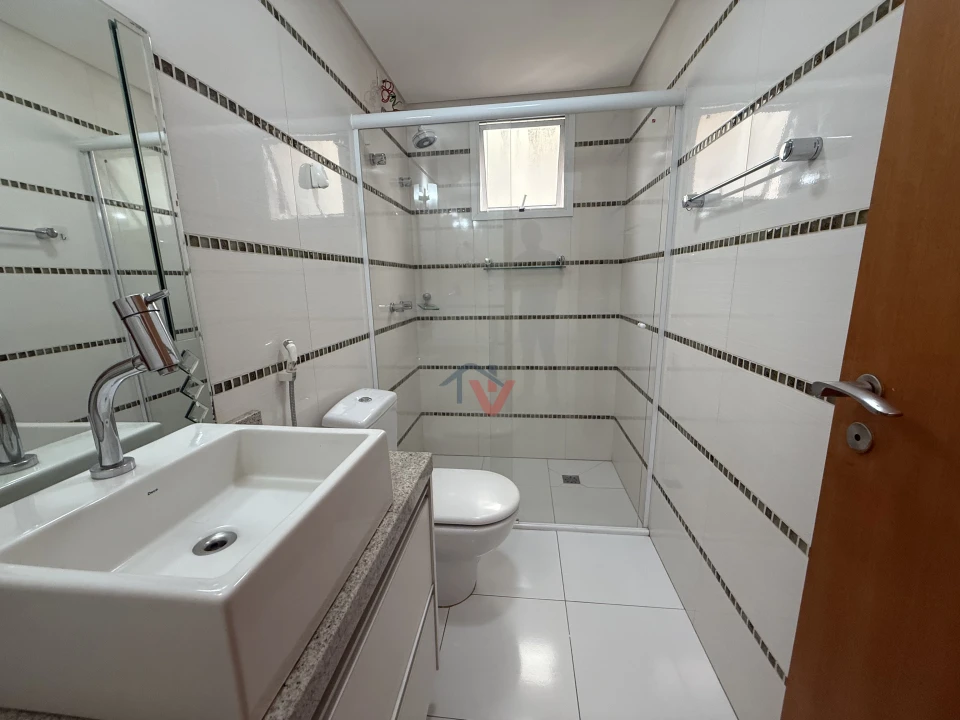 Imagens do imóveis Apartamento Para Alugar Edifício Torre De Viena Maringá