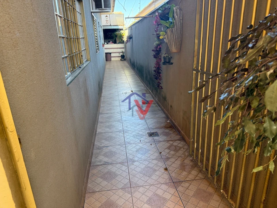 Imagens do imóveis Casa À Venda Parque Industrial 200 Maringá