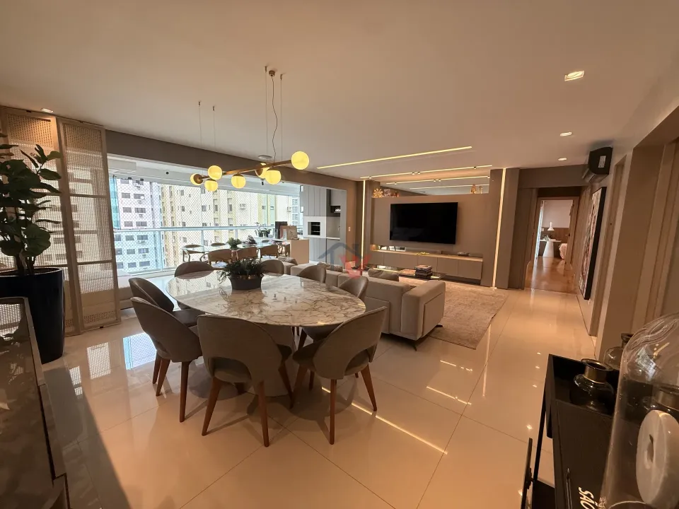 Imagens do imóveis Apartamento porteira fechada à venda no Solarium Residence, Zona 01 — 207 m², 4 suítes, 3 vagas