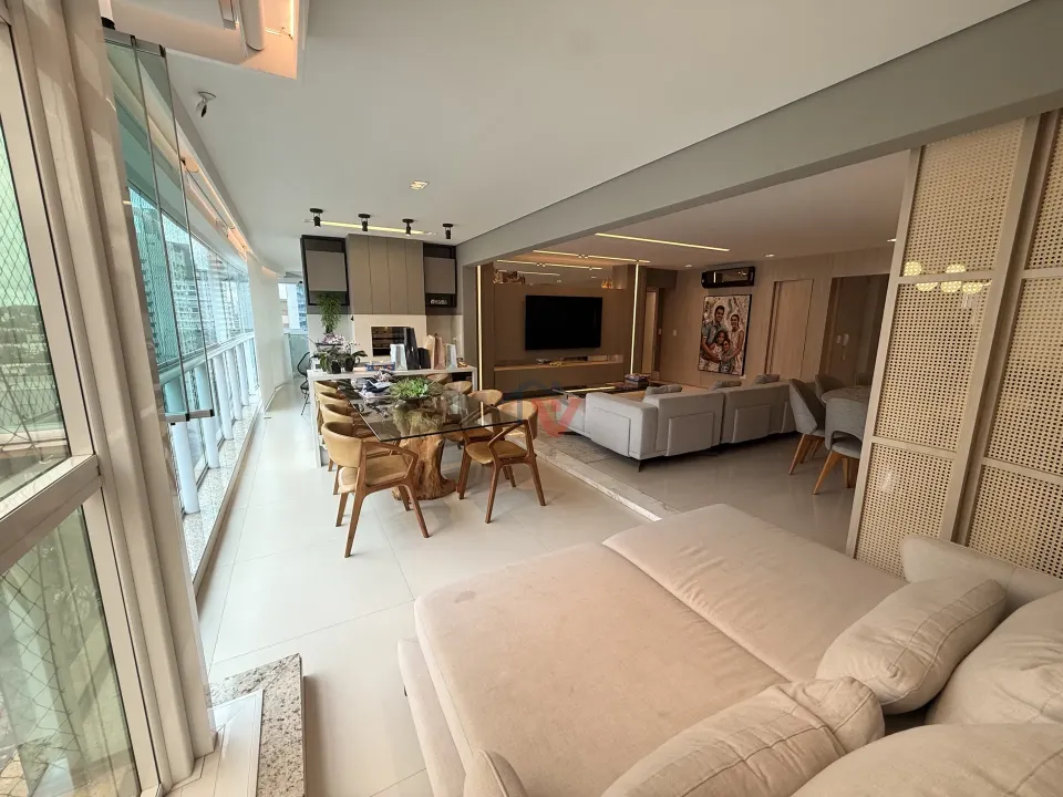 Imagens do imóveis Apartamento porteira fechada à venda no Solarium Residence, Zona 01 — 207 m², 4 suítes, 3 vagas