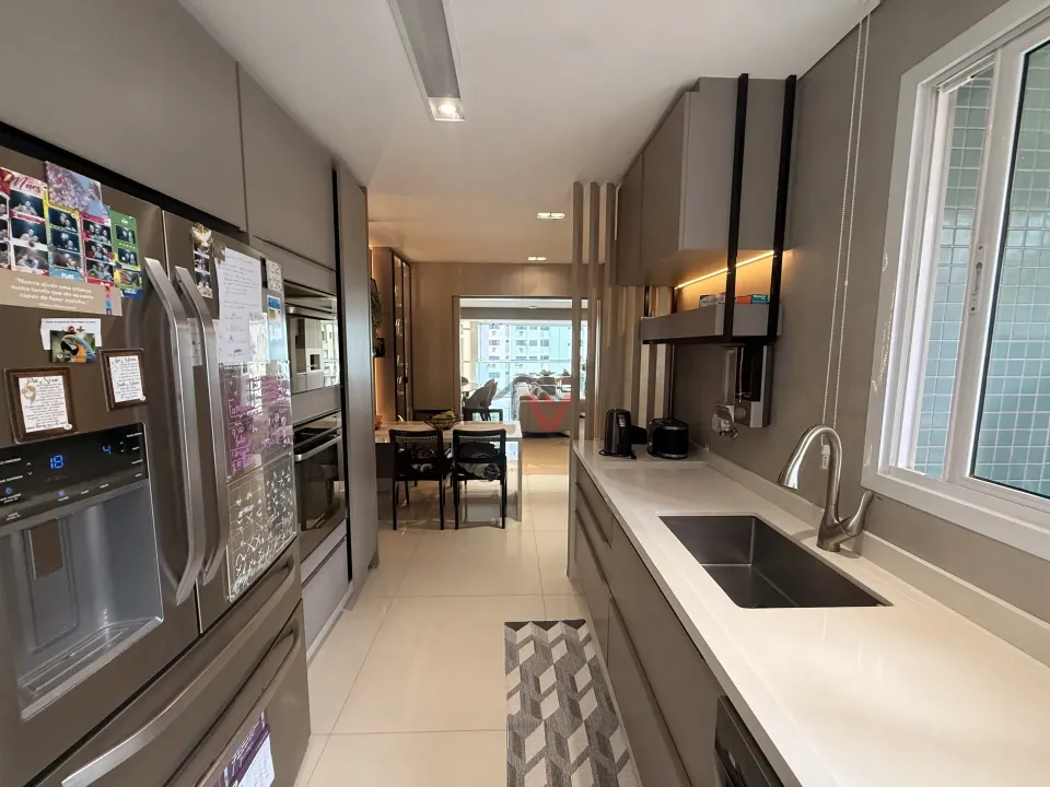 Imagens do imóveis Apartamento porteira fechada à venda no Solarium Residence, Zona 01 — 207 m², 4 suítes, 3 vagas