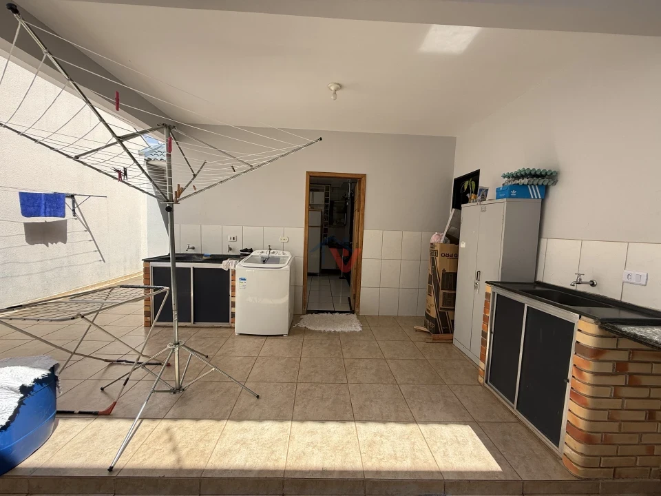 Imagens do imóveis Casa À Venda  no Jardim Real em Maringá