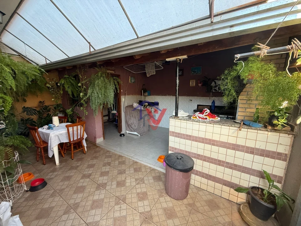 Imagens do imóveis Casa À Venda Parque Industrial 200 Maringá