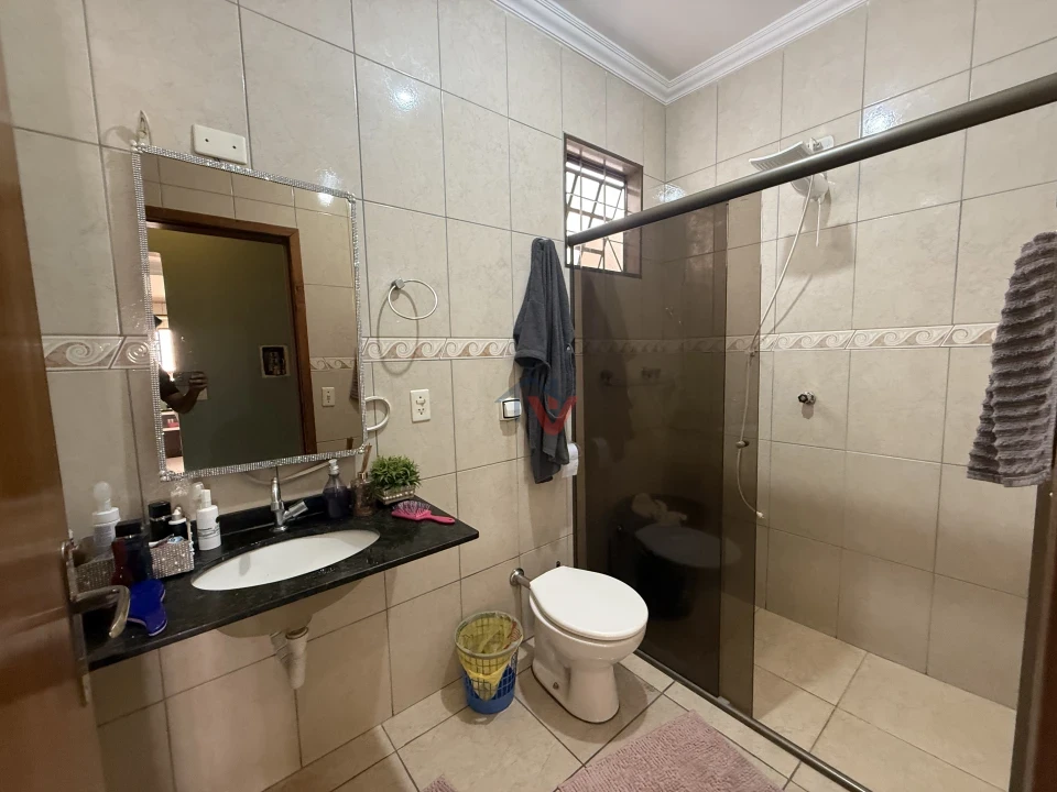 Imagens do imóveis Casa À Venda  no Jardim Real em Maringá