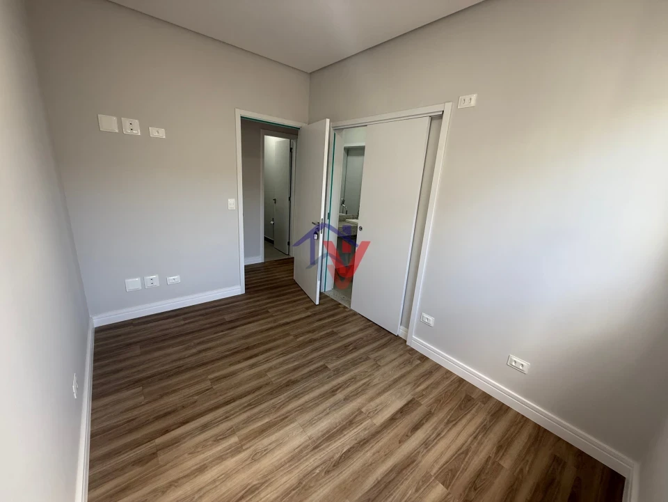 Imagens do imóveis Apartamento para alugar na Zona 07 em Maringá