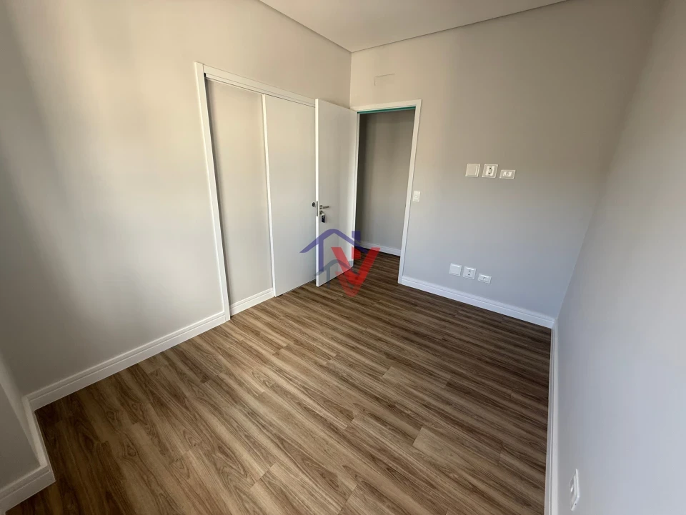 Imagens do imóveis Apartamento para alugar na Zona 07 em Maringá