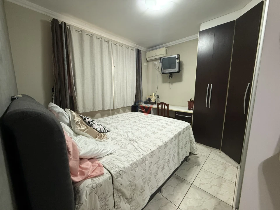 Imagens do imóveis Casa À Venda  no Jardim Real em Maringá