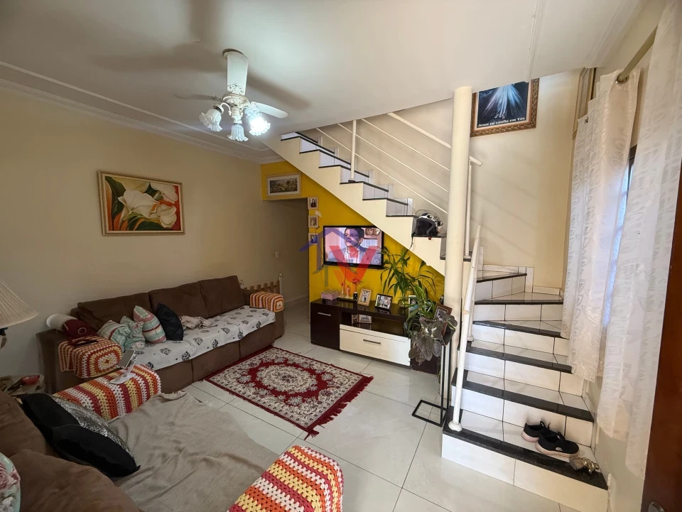 Imagens do imóveis Casa À Venda Parque Industrial 200 Maringá