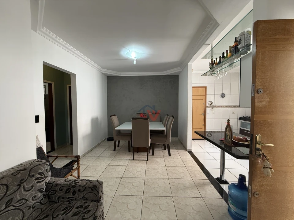 Imagens do imóveis Casa À Venda  no Jardim Real em Maringá