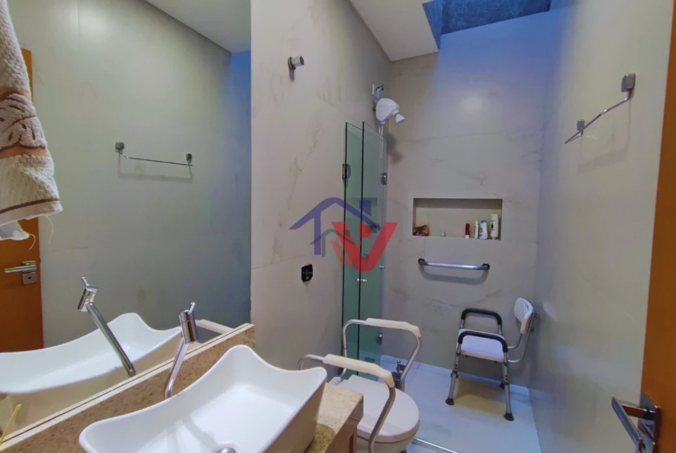 Imagens do imóveis Casa À Venda Jardim Monte Rei Maringá