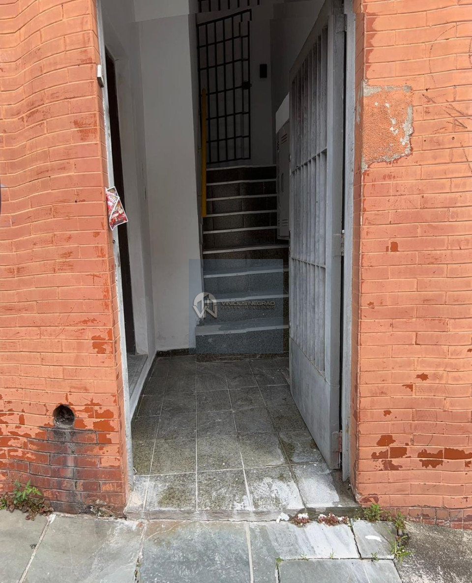 Imagens do imóveis Galpão com 380m², Vila Antonieta, energia trifásica