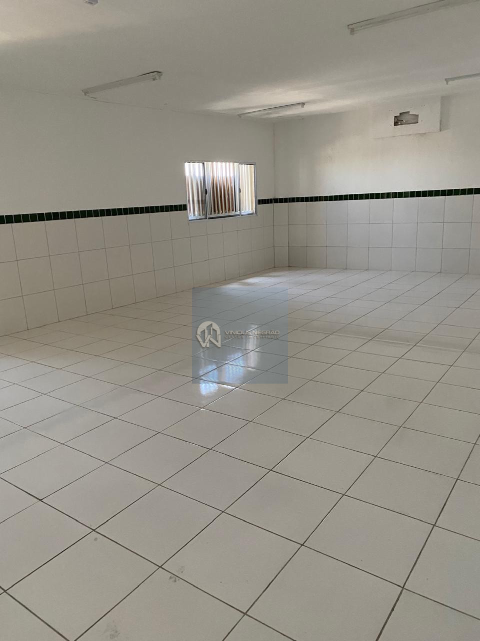 Imagens do imóveis Prédio Comercial, 800m², 2 vagas, próximo ao metrô Artur Alvim,
