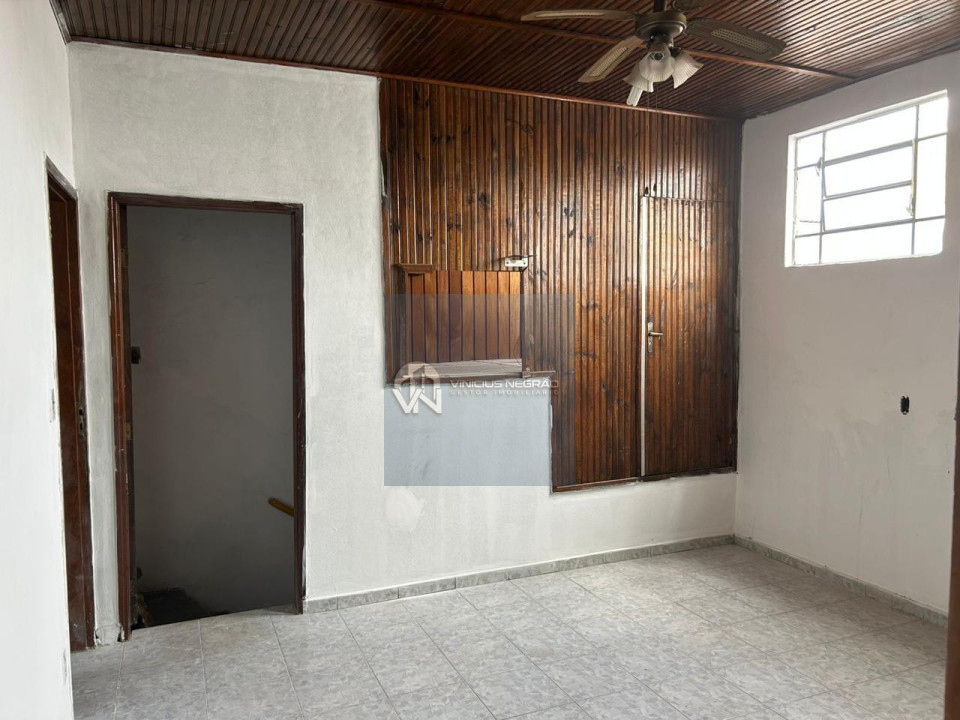 Imagens do imóveis Galpão com 380m², Vila Antonieta, energia trifásica