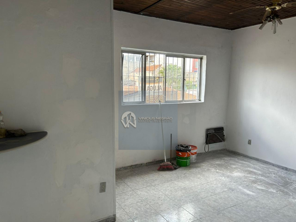 Imagens do imóveis Galpão com 380m², Vila Antonieta, energia trifásica
