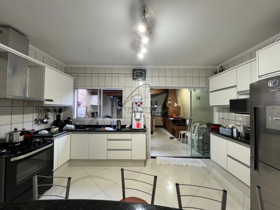 Imagens do imóveis Casa estilo sobrado no bairro parque dom Pedro em Americana - Sp