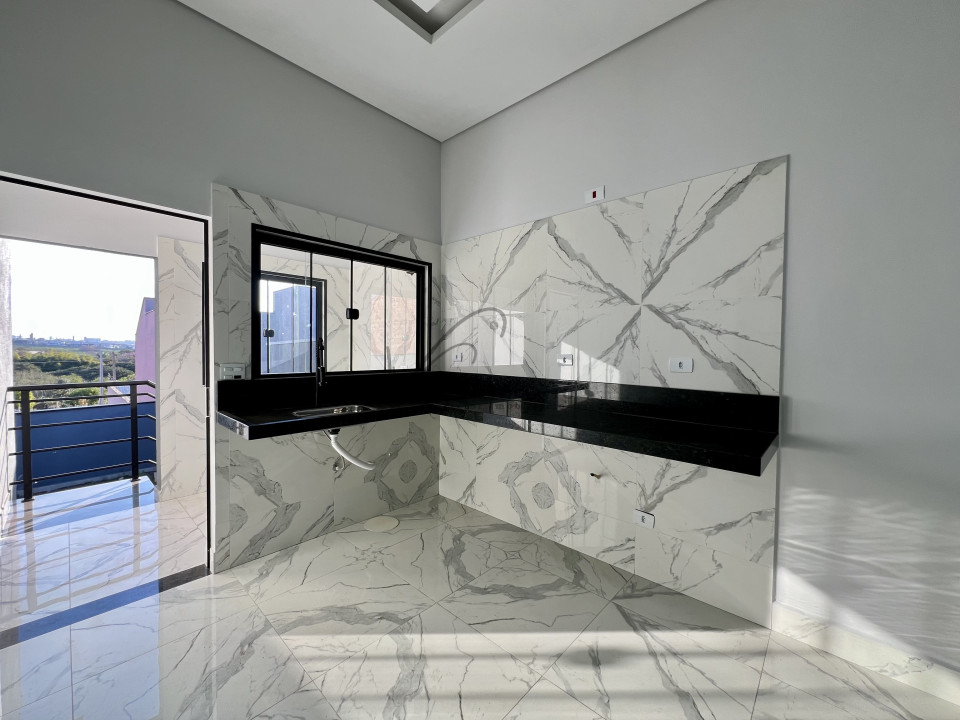 Imagens do imóveis Casa com quintal  Á Venda Jardim Boer Ii Americana