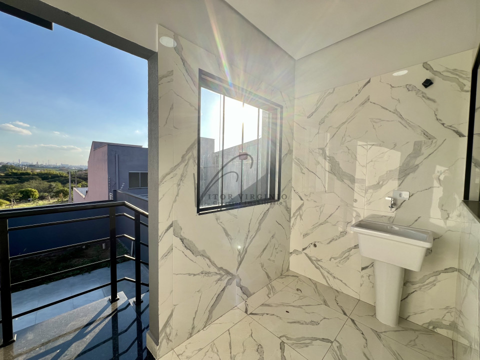 Imagens do imóveis Casa com quintal  Á Venda Jardim Boer Ii Americana