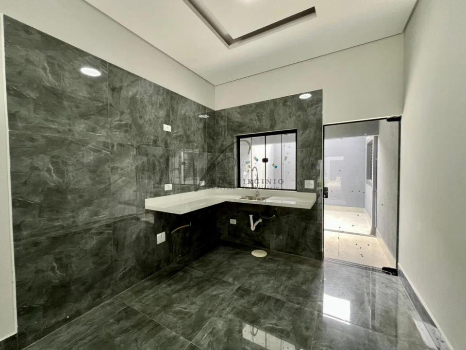 Imagens do imóveis Cssa térrea com quintal amplo e acabamento alto padrão no bairro Jardim Jacyra Americana