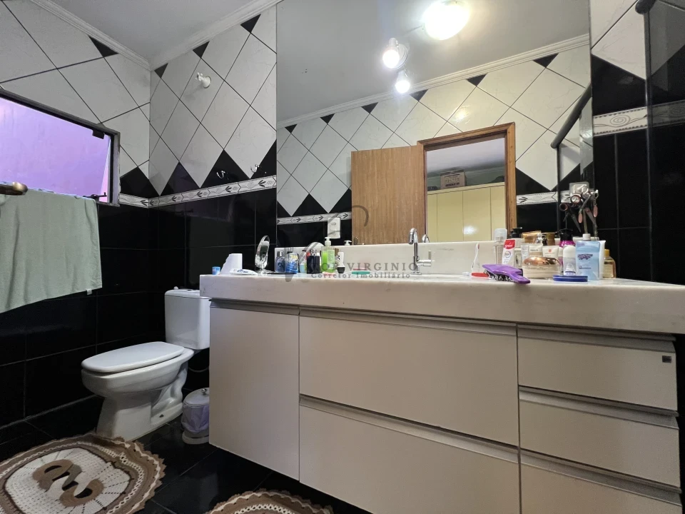 Imagens do imóveis Casa estilo sobrado no bairro parque dom Pedro em Americana - Sp