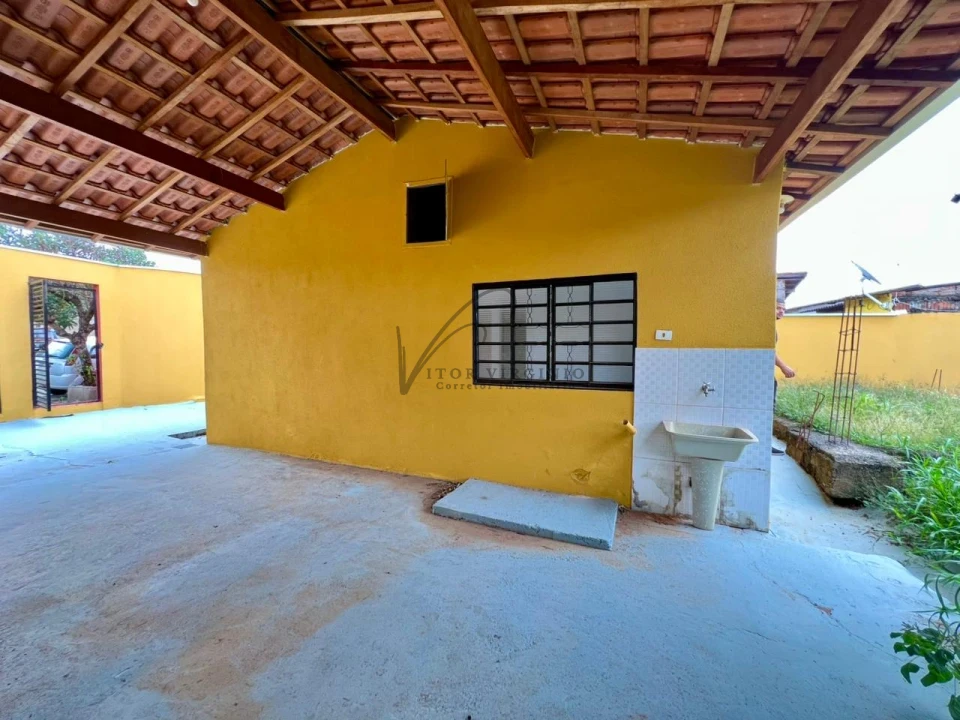 Imagens do imóveis Casa térrea com terreno inteiro no bairro Antonio Zanaga em Americana/SP