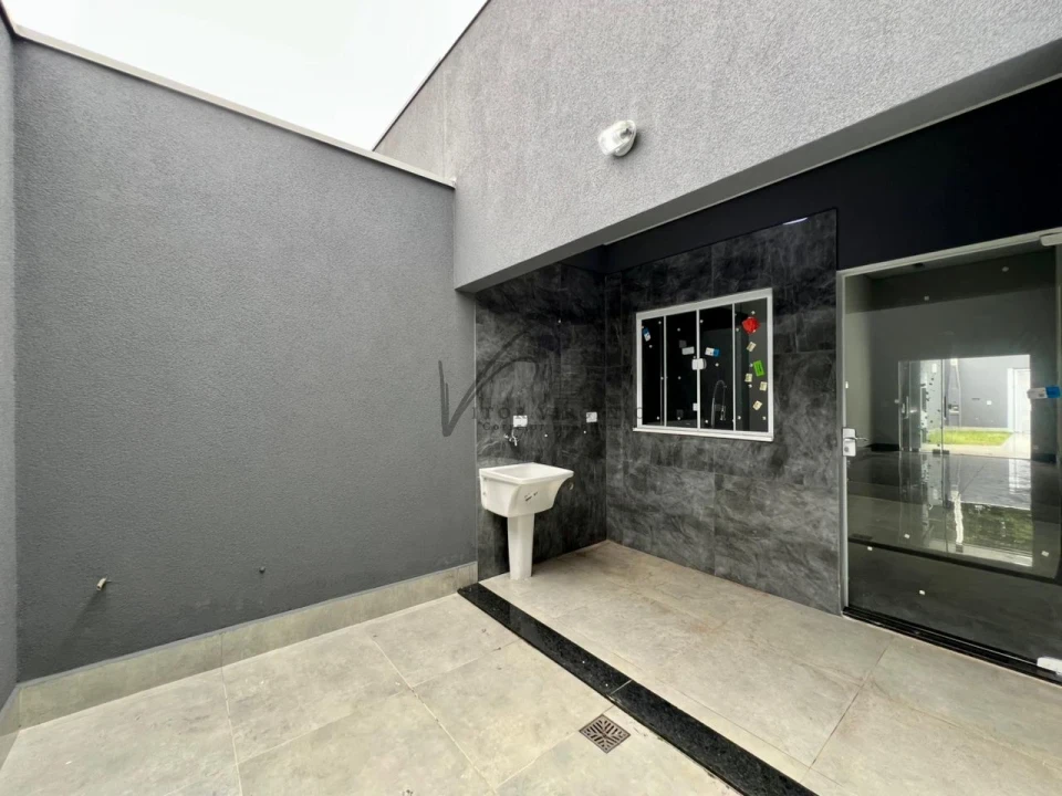 Imagens do imóveis Cara térrea com quintal amplo e acabamento alto padrão no Residencial Jacyra em Americana proximo ao Jardim Botanico