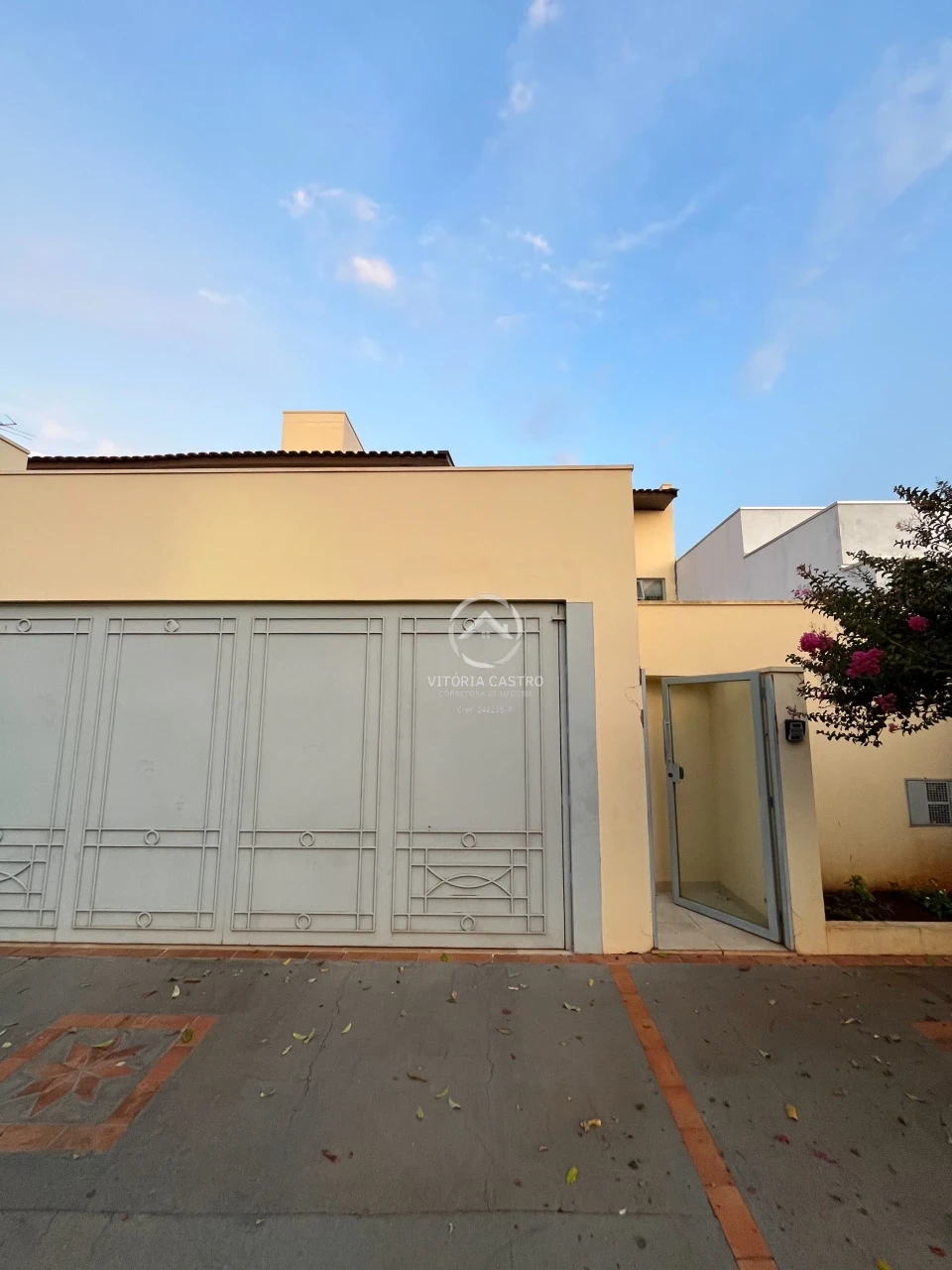 SOBRADO RESIDENCIAL