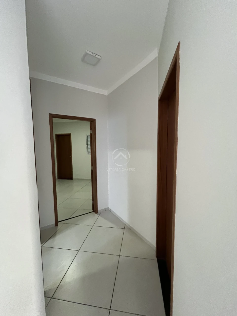CASA NO RESIDENCIAL VIVIANE