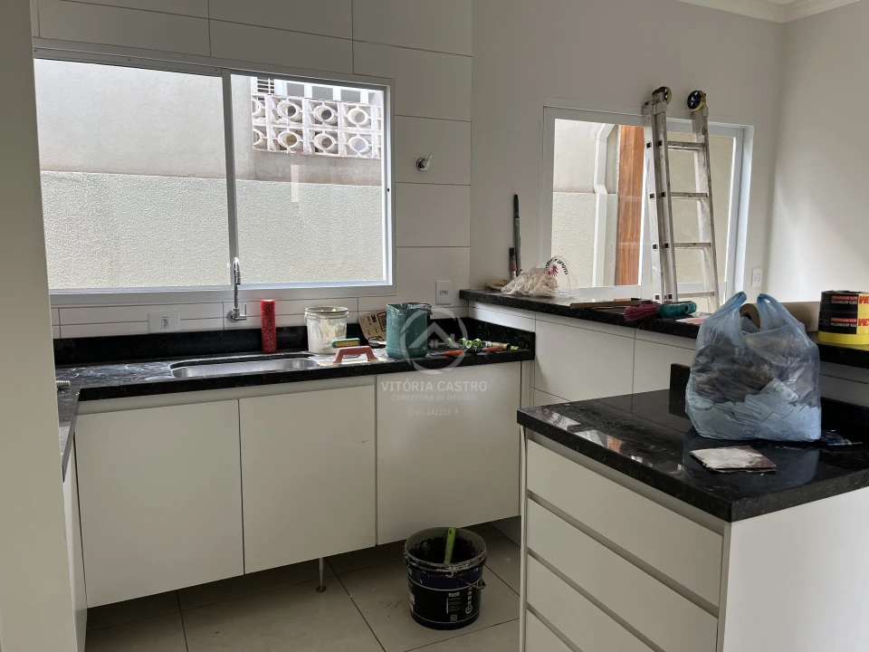 CASA NO RESIDENCIAL VIVIANE