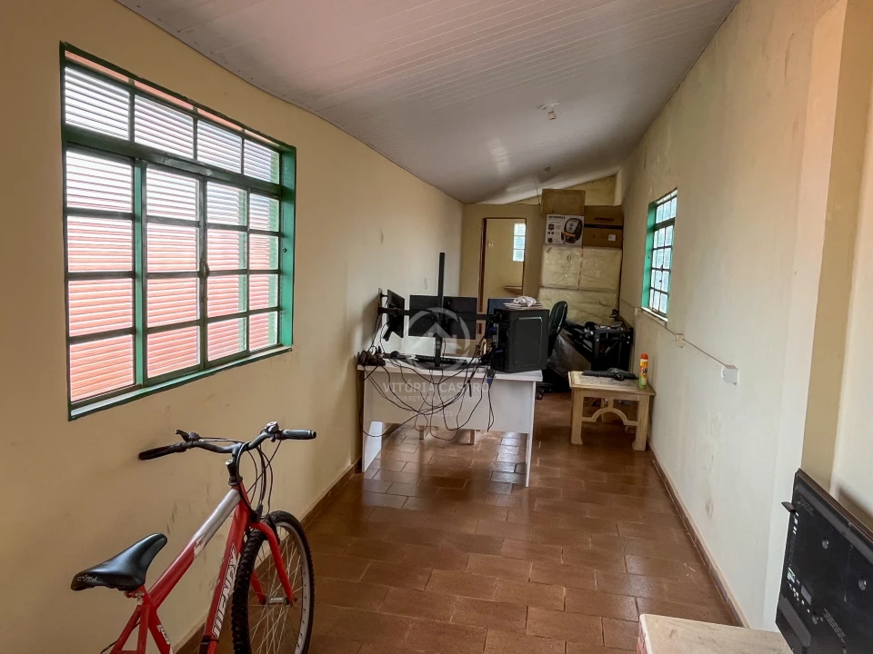 Imagens do imóveis CASA NA ESQUINA DA ESCOLA ARNALDO