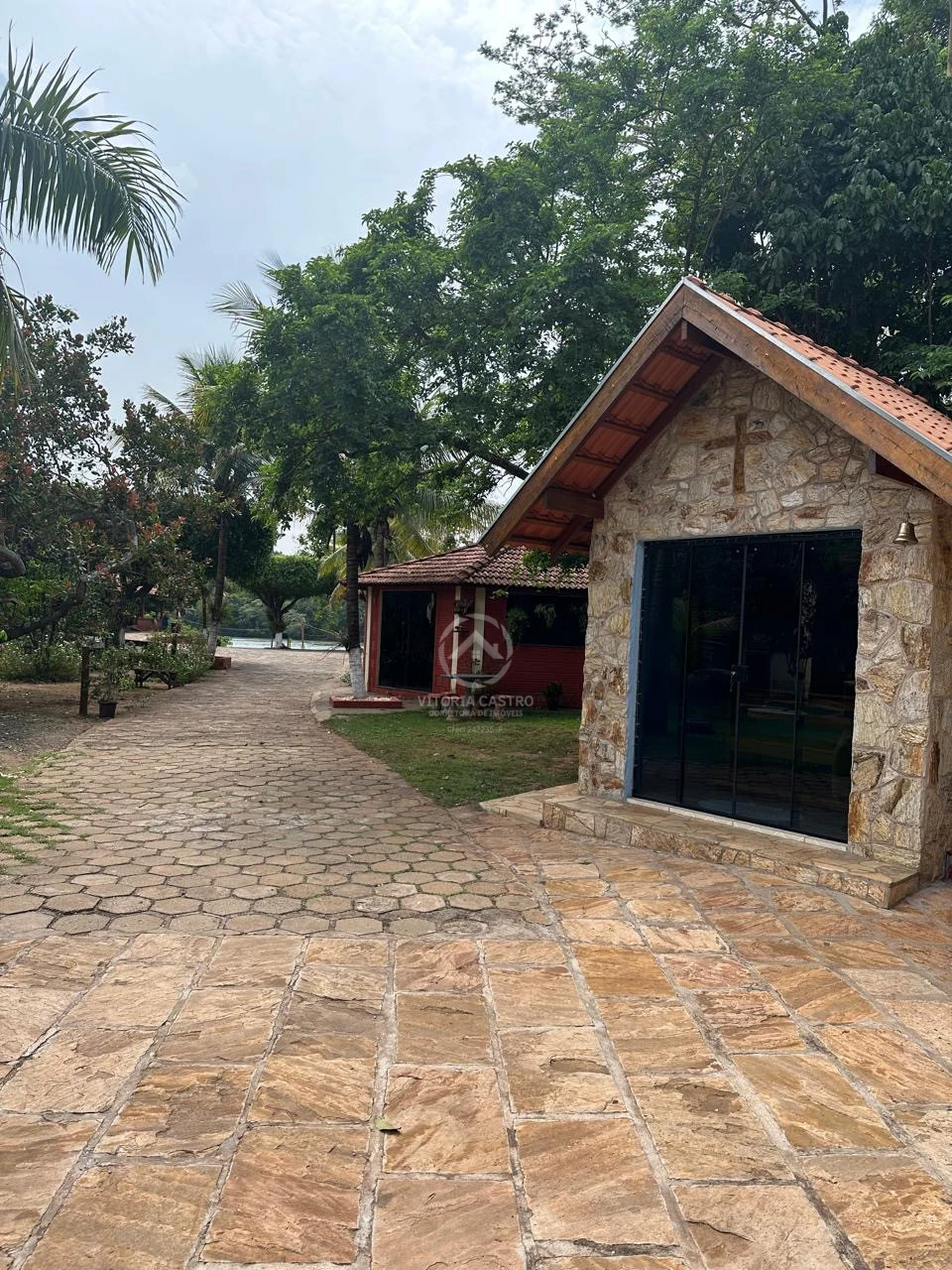 POUSADA,  PESQUEIRO E RESIDENCIA EM SALTO GRANDE