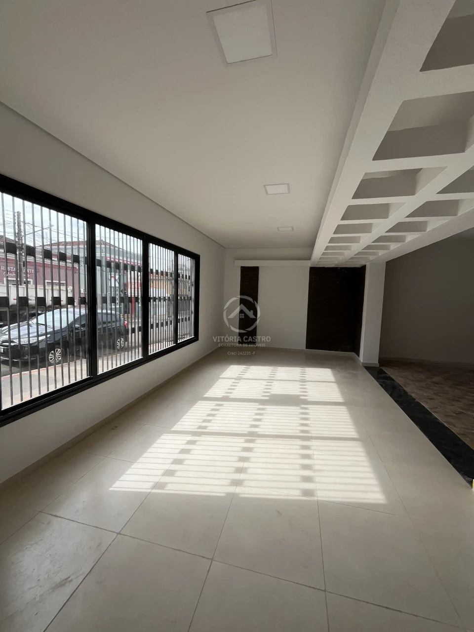 IMOVEL COMERCIAL COM SALAS
