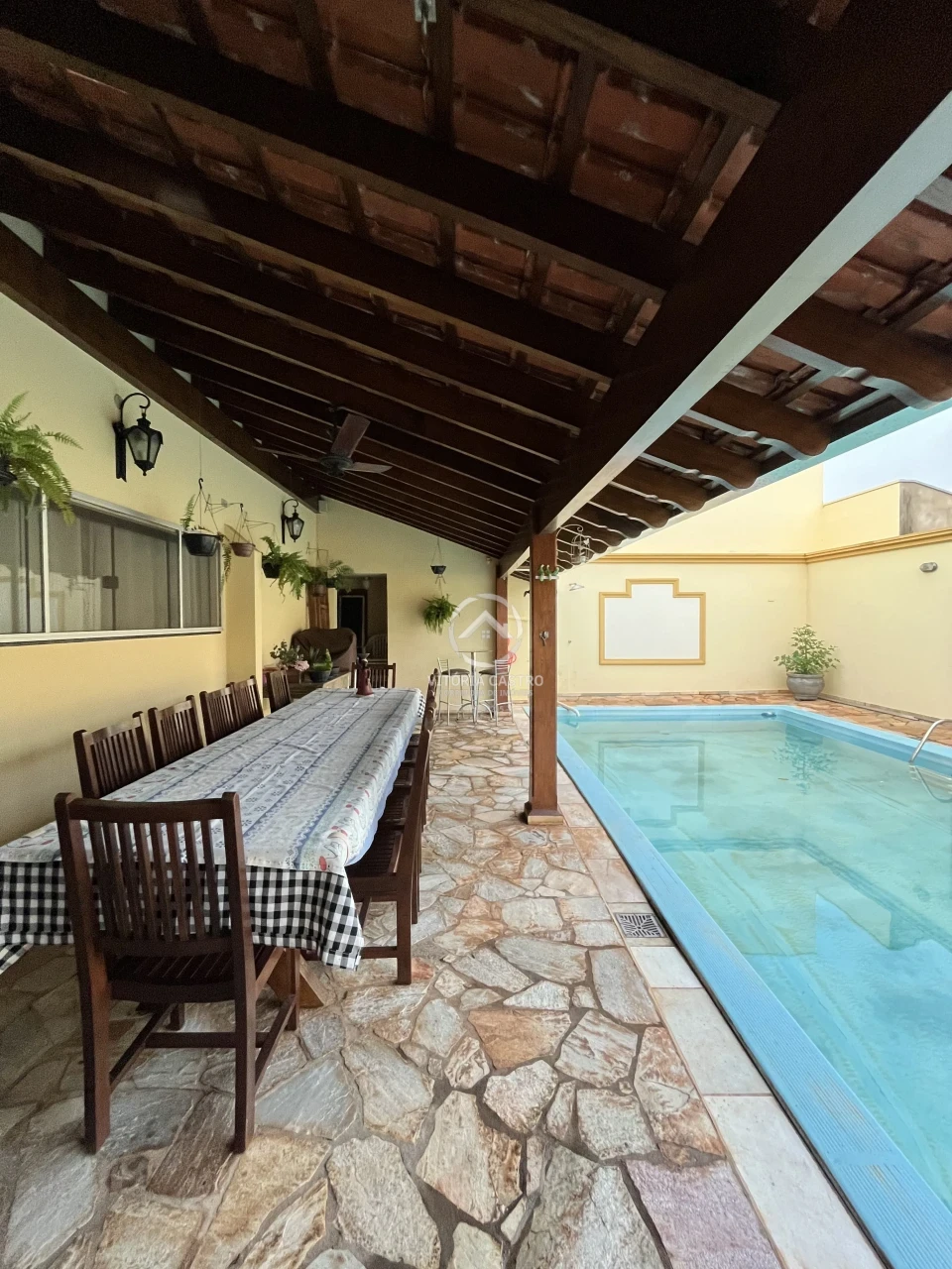 SOBRADO RESIDENCIAL