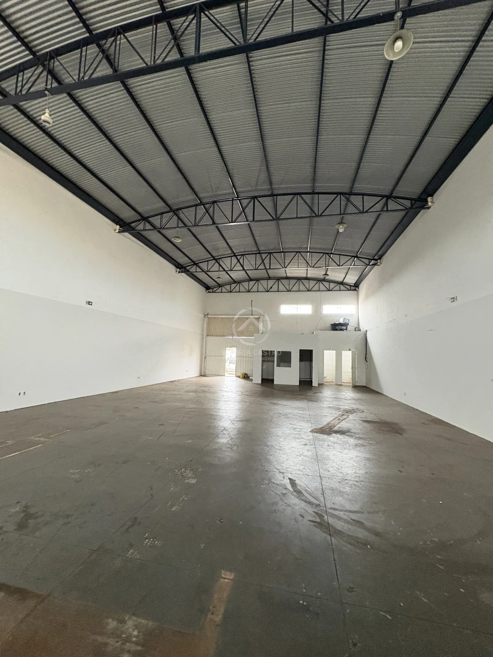 BARRACÃO COMERCIAL