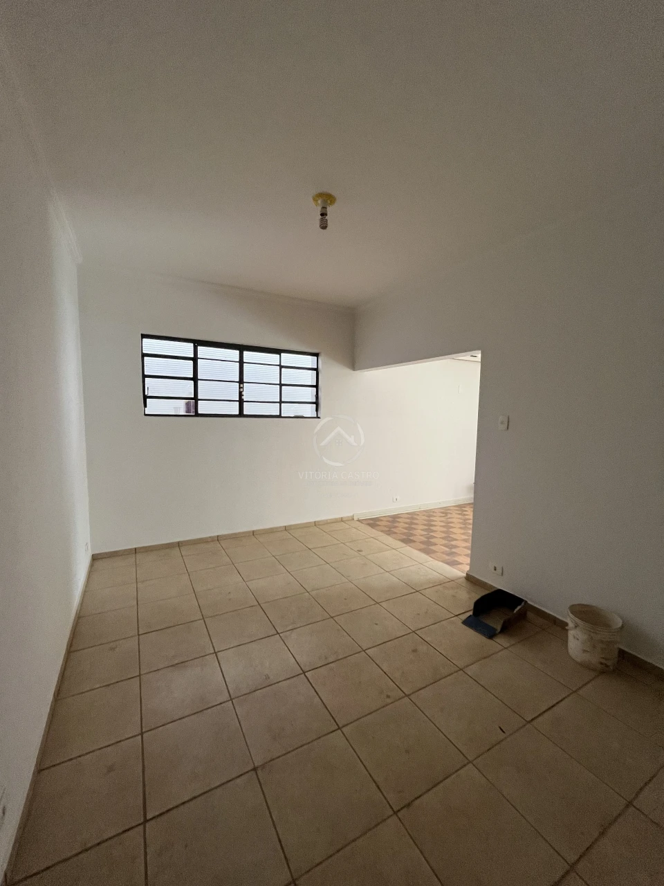 IMOVEL COMERCIAL COM SALAS