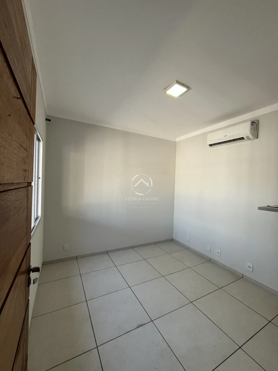 CASA NO RESIDENCIAL VIVIANE