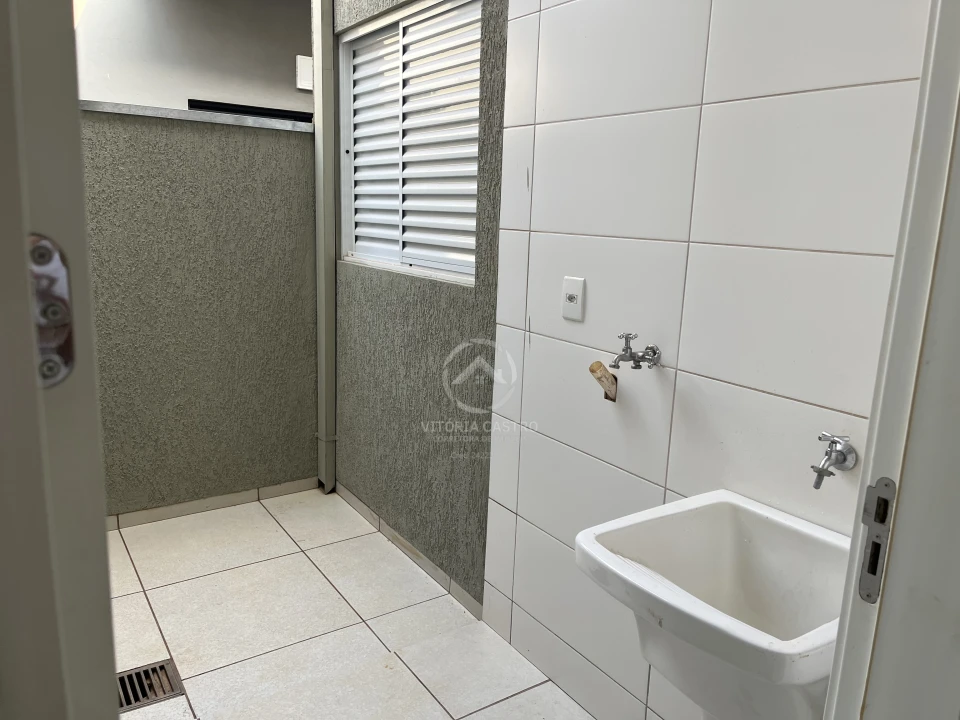 CASA NO RESIDENCIAL VIVIANE