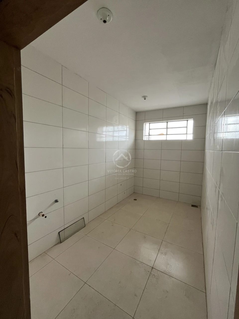 IMOVEL COMERCIAL COM SALAS