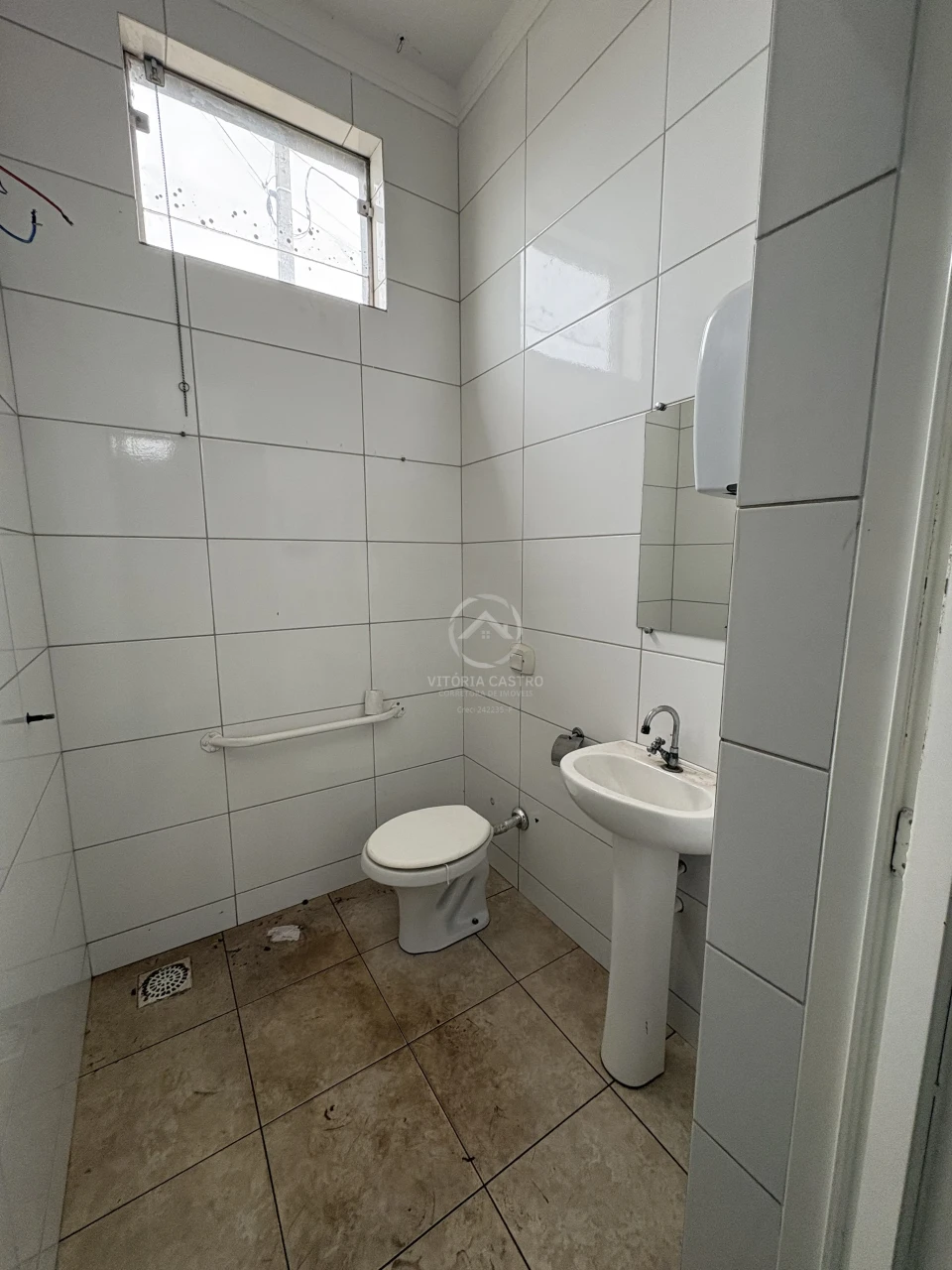 BARRACÃO COMERCIAL