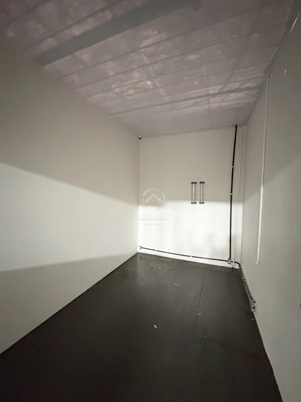 BARRACÃO COMERCIAL