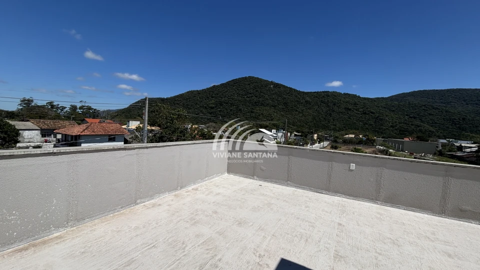 Ótimo Apartamento com Terraço para Locação no Rio Vermelho!